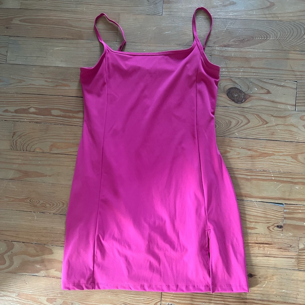 Athletic dress